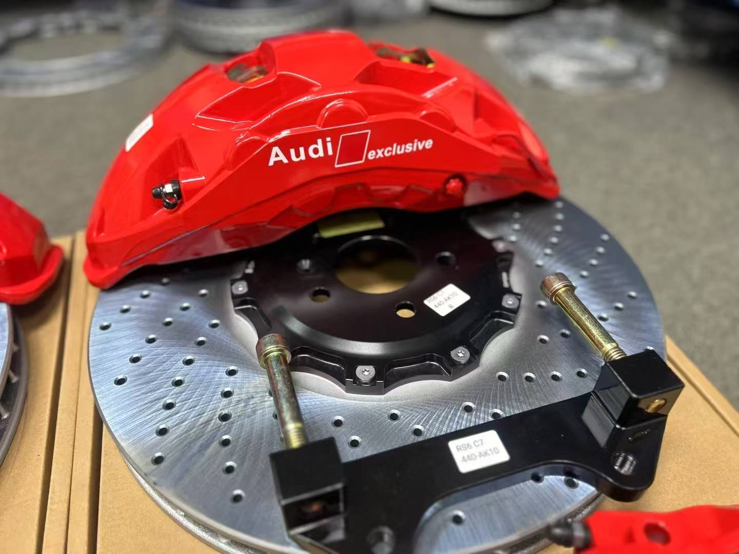 Audi Front Caliper – RS Style – 6-Piston – Red